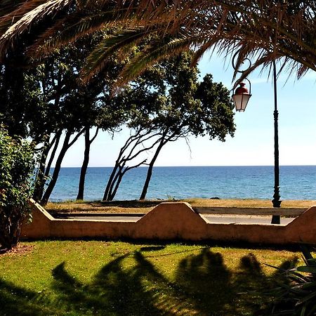 Sole E Mare Aparthotel Santa-Maria-Poggio  Bagian luar foto