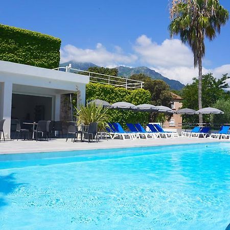 Sole E Mare Aparthotel Santa-Maria-Poggio  Bagian luar foto