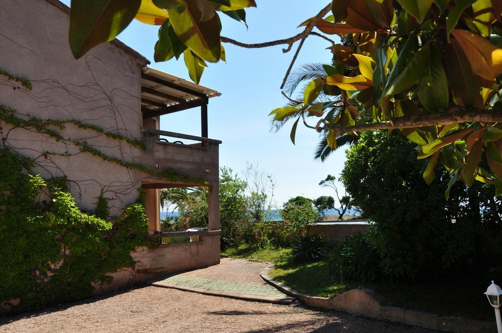 Sole E Mare Aparthotel Santa-Maria-Poggio  Bagian luar foto